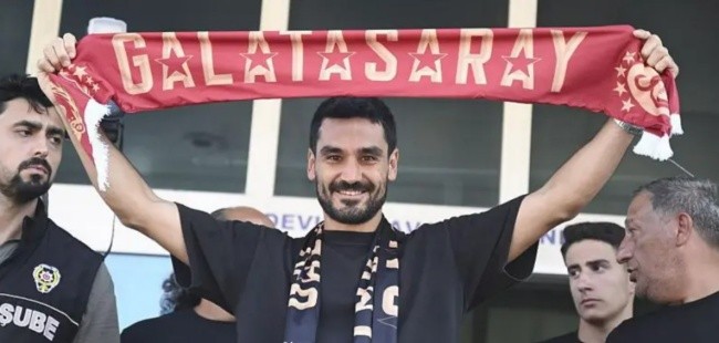 Gundogan gia nhập Galatasaray.