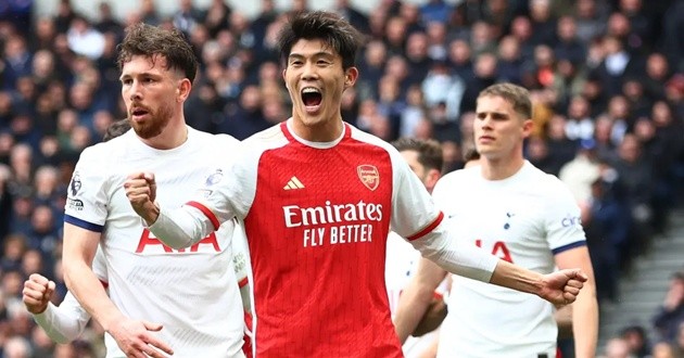 Milan muốn giành chữ ký của Tomiyasu