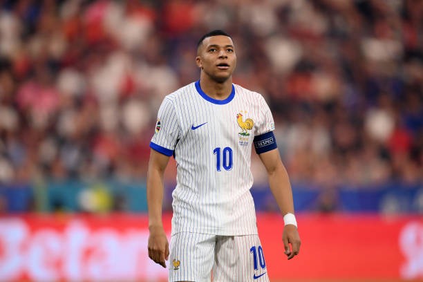 Mbappe và các đồng đội vẫn được đánh giá cao hơn.