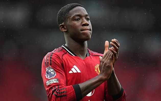 Kobbie Mainoo được đích thân Sir Jim Ratcliffe giữ lại Manchester United.