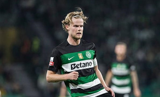 Morten Hjulmand nằm trong tầm ngắm Manchester United.