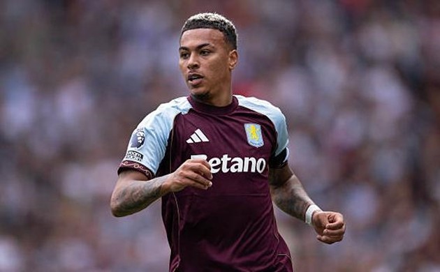 Chelsea đặt Morgan Rogers vào tầm ngắm.