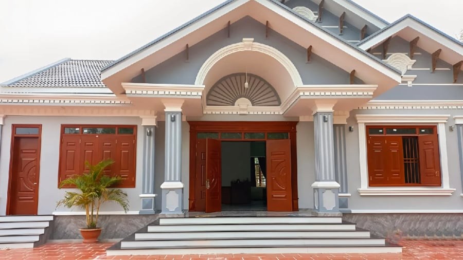 Khu vực lối vào nhà, cửa chính đều phải giữ sạch sẽ, gọn gàng.