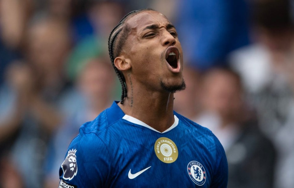 Joao Pedro liên tục ghi bàn từ FIFA Club World Cup đến Ngoại hạng Anh.