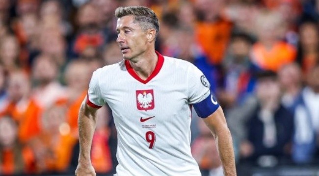 Robert Lewandowski trong màu áo Ba Lan.
