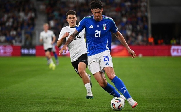Alessandro Bastoni ghi bàn giúp Italia thắng Estonia 5-0