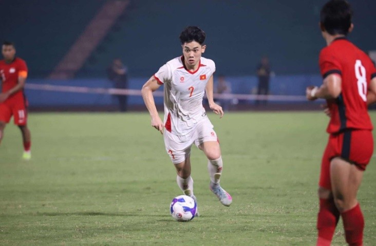 Đình Bắc nhận được lời khen ngợi từ HLV U23 Singapore.