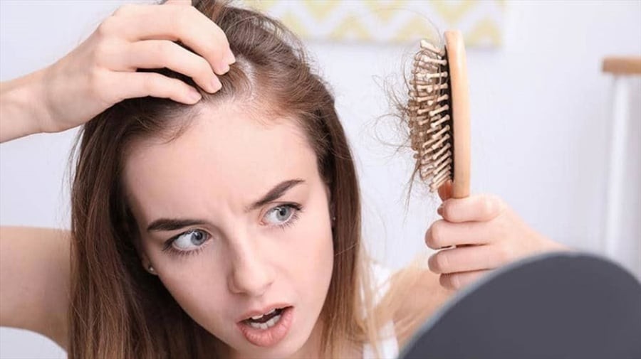 Ăn trứng luộc hay chế biến thành món ăn đơn giản đều là cách bổ sung dưỡng chất hữu hiệu cho mái tóc.