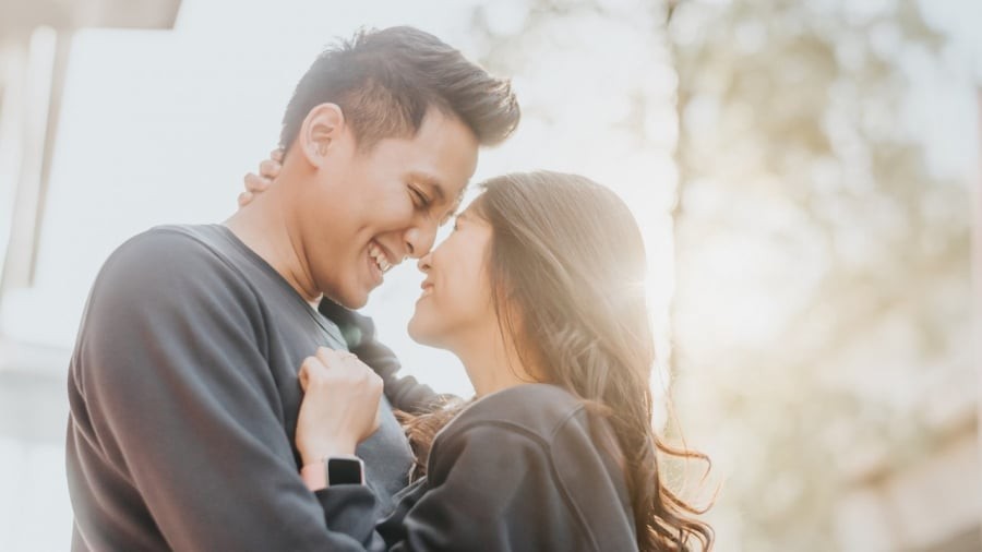 Tình yêu là chuyện của duyên phận, song có “khổ đau” trong đường tình hay không lại do con người quyết định. (Ảnh minh họa)