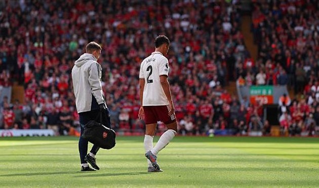William Saliba sẽ phải ngồi ngoài từ ba đến bốn tuần.