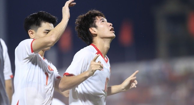 U23 Việt Nam giành chiến thắng tối thiểu trước U23 Singapore.