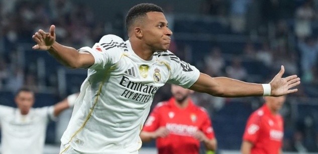 Mbappe tỏa sáng.