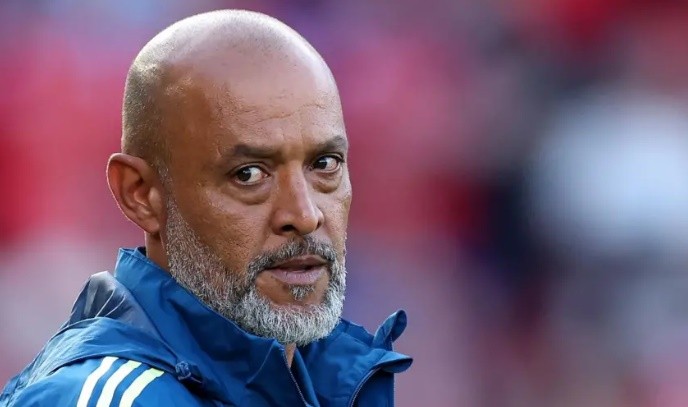 Nuno Santo đã bị Forest sa thải.
