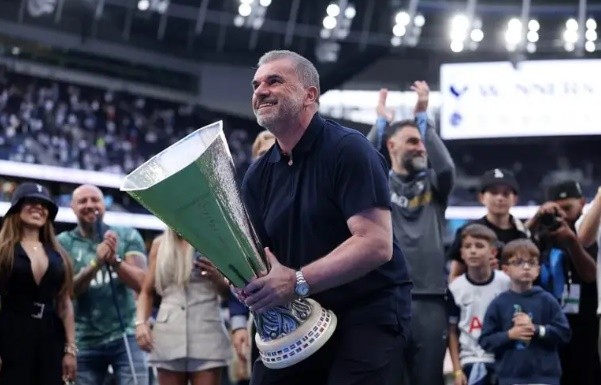 Postecoglou sẽ tiếp quản chiếc ghế mà Nuno Santo để lại.