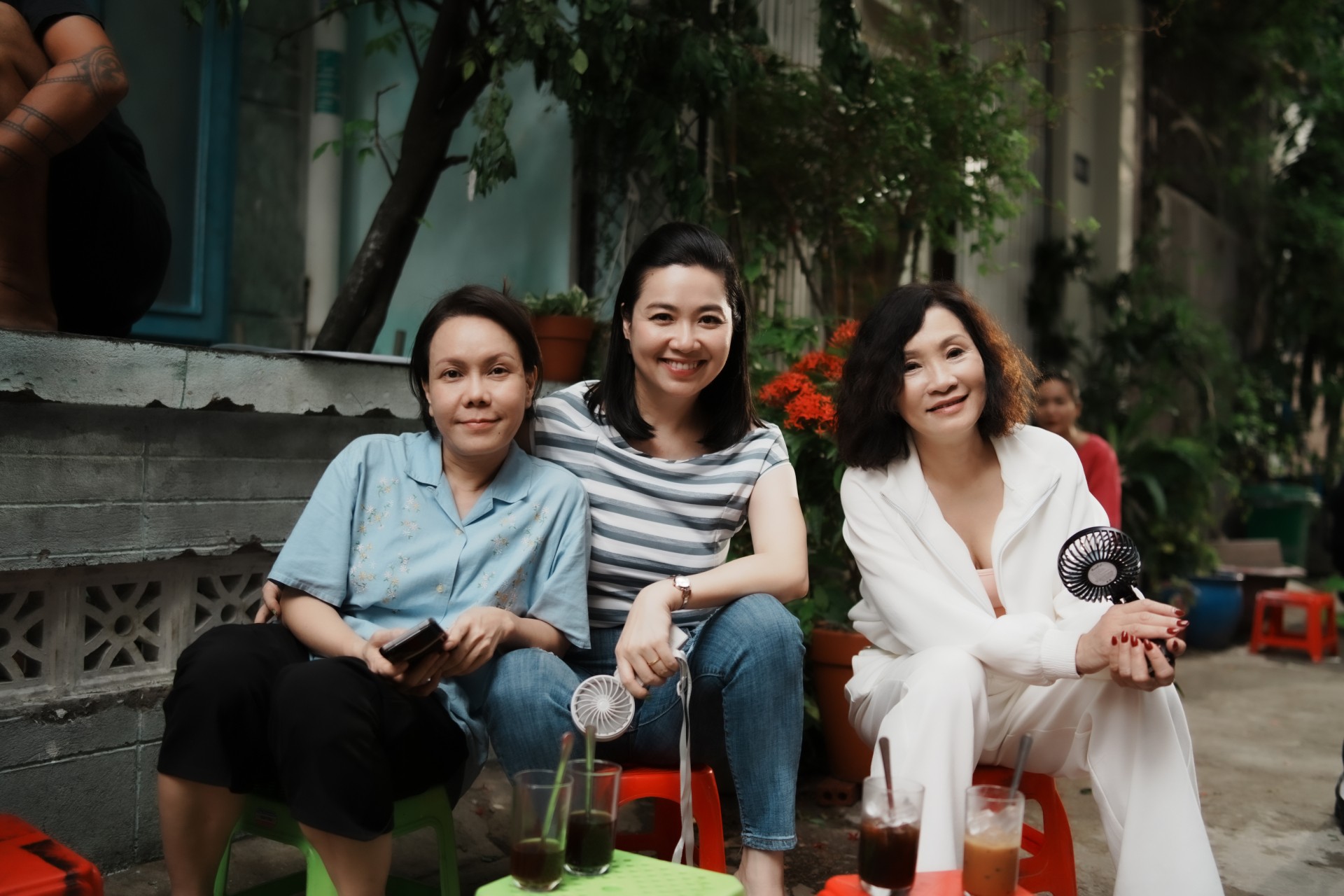 Bộ ba Việt Hương, Lê Khánh và Hồng Đào.