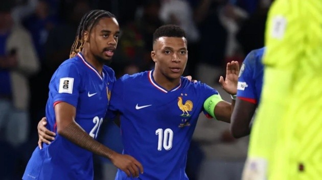 Mbappe vượt qua thành tích ghi bàn của Henry.