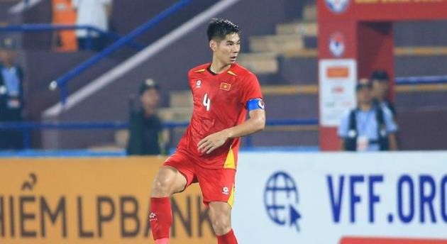 Nguyễn Hiểu Minh - thủ lĩnh của U23 Việt Nam ở tuyến dưới.
