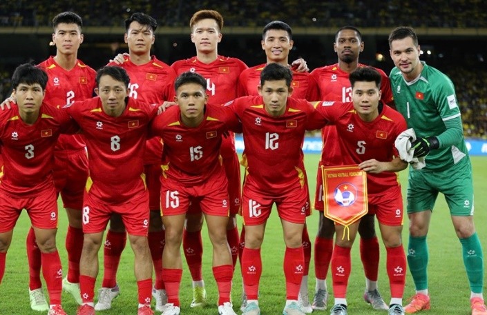 Tuyển Việt Nam tụt 1 bậc trên BXH FIFA.