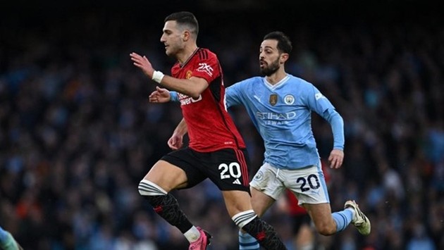 MU có thể rút ra những bài học từ Tottenham Hotspur.
