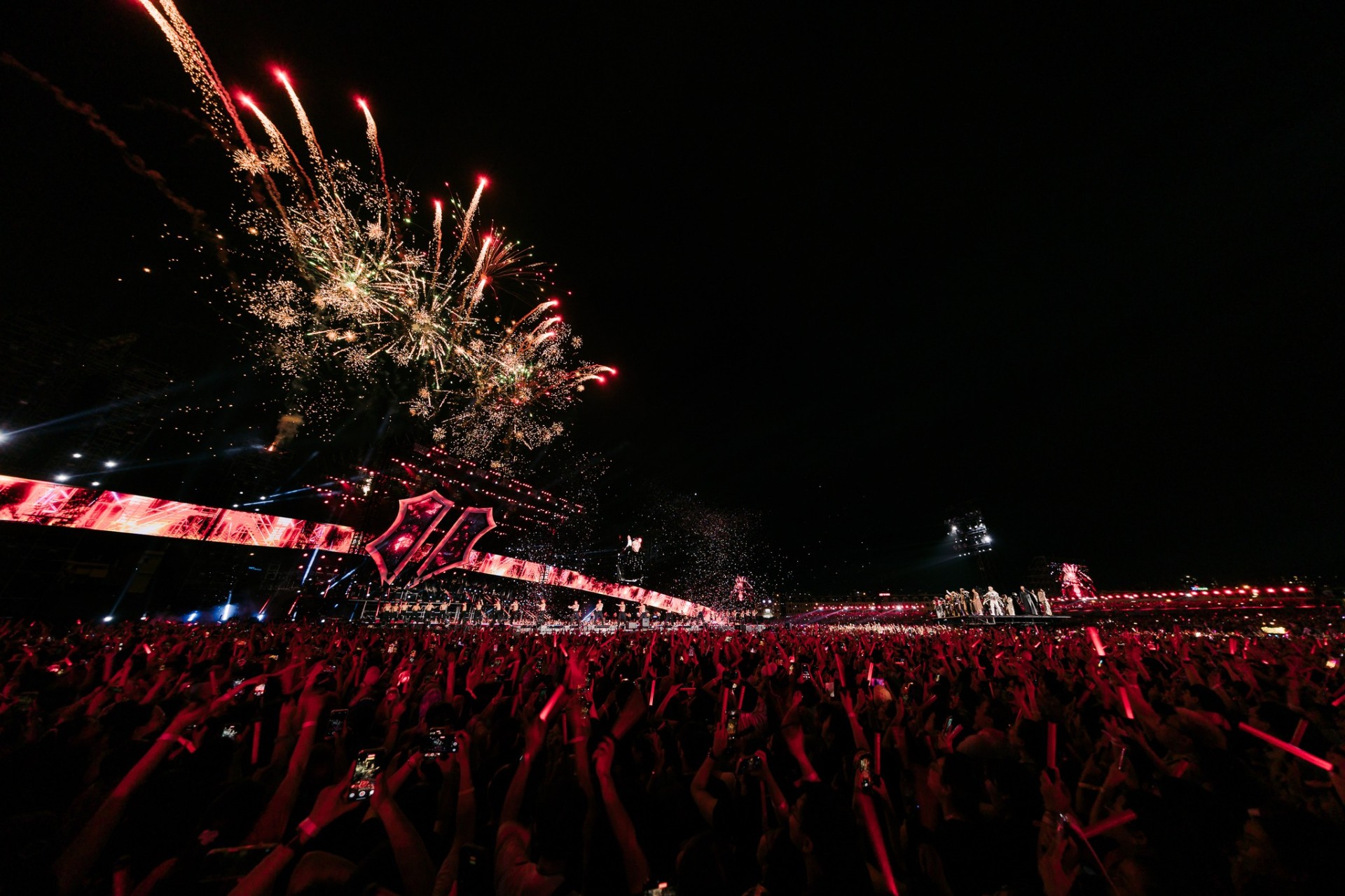 Đêm diễn đầy thăng hoa của concert.