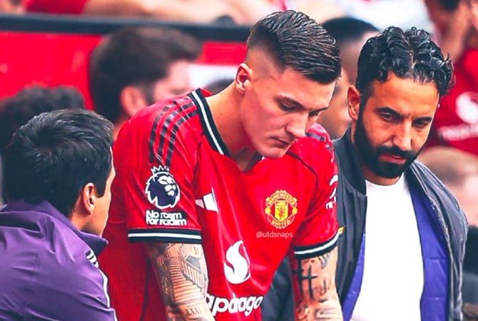 Amorim cần thay đổi chiến thuật, nhân sự của Man United.