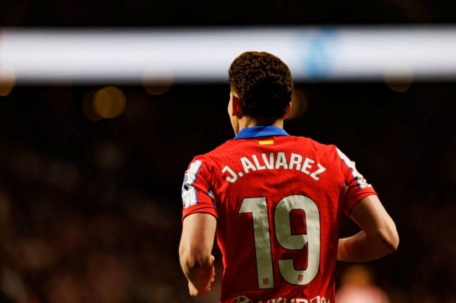Alvarez từng lọt tầm ngắm Liverpool.