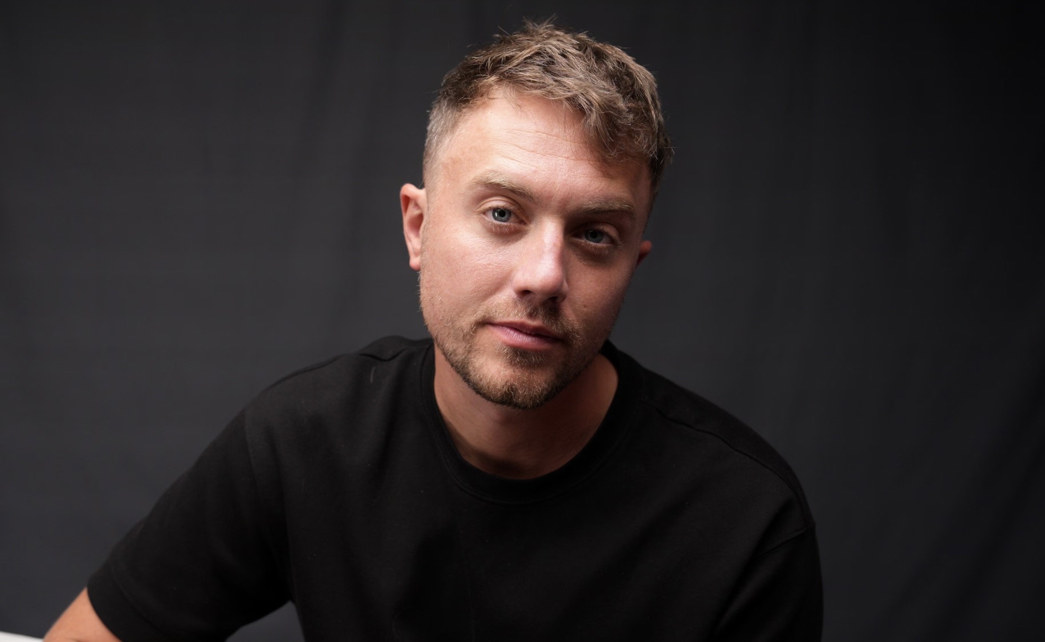 Roman Kemp là một KOL và là fan cuồng nhiệt của bóng đá
