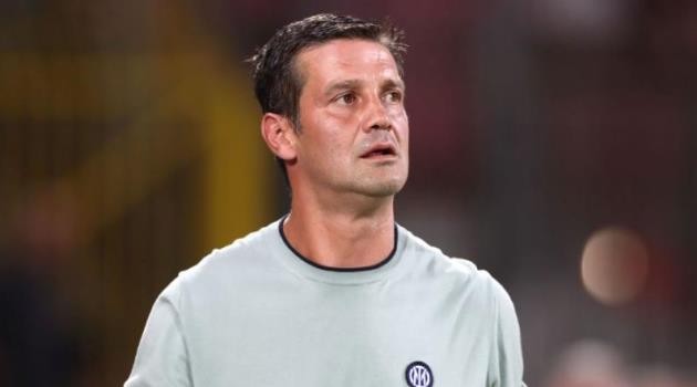 Chivu đang sở hữu đội hình giàu kinh nghiệm chinh chiến.