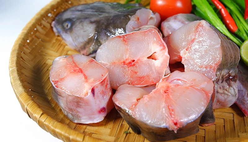 Mẹo ướp cá hết sạch mùi tanh, ngấm đều từng miếng, vụng mấy cũng làm ngon ơ