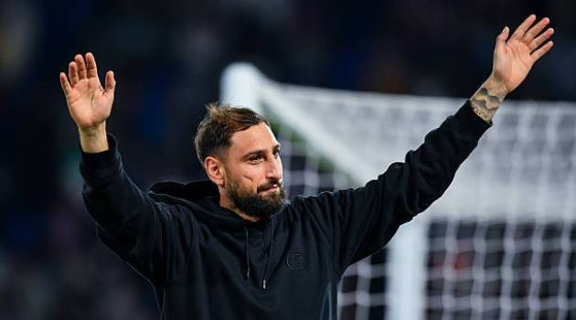 Pep đặt niềm tin vào tân binh Gianluigi Donnarumma.