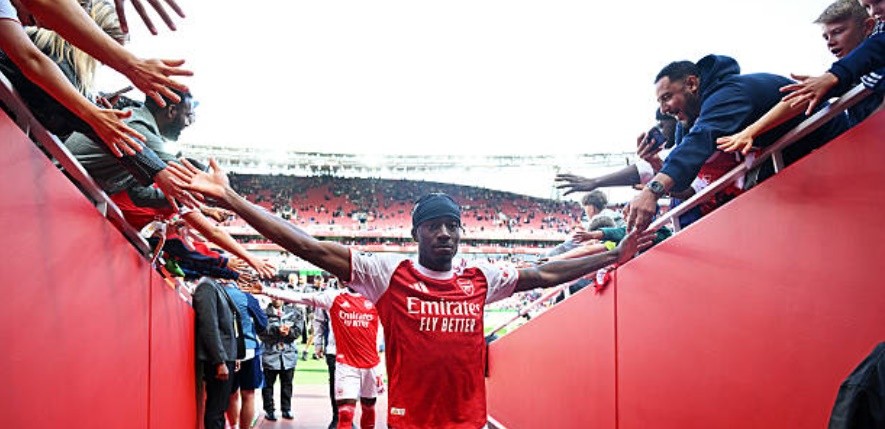 Madueke khiến NHM phát cuồng.