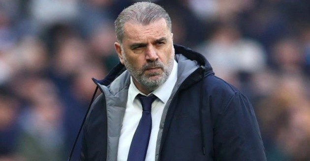 HLV Ange Postecoglou thừa nhận bất lực trước Arsenal.