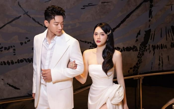 Bạn trai tin đồn công khai nói lời yêu với Hoa hậu Hương Giang