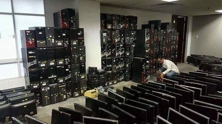 Thiết bị điện tử hỏng hóc không dùng có thể gây hại cho gia đình