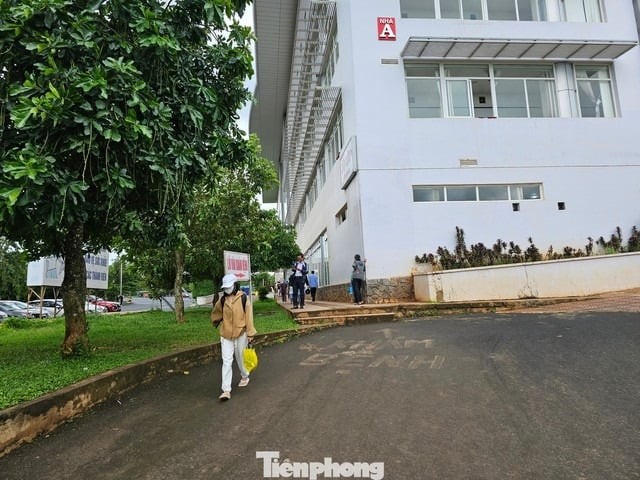 Bệnh viện Đa khoa vùng Tây Nguyên - nơi đang cấp cứu, điều trị nạn nhân P. Ảnh: Tiền Phong

