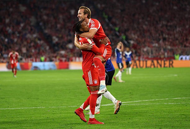 Bayern Munich đè bẹp Hamburg 5 bàn không gỡ trong trận cầu tại Allianz Arena.