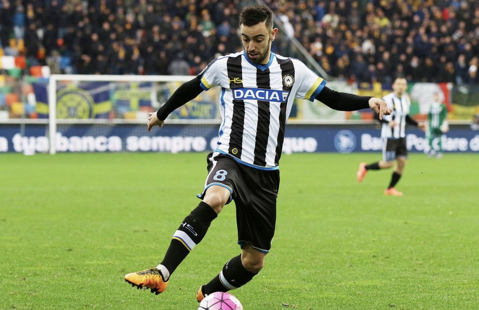 Bruno khi còn thi đấu tại Ý trong màu áo