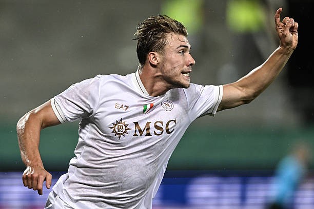 Hojlund nhanh chóng tỏa sáng tại Napoli.