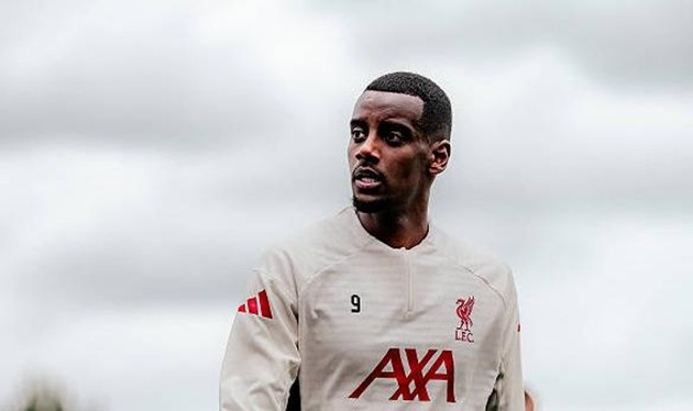 Alexander Isak mới chuyển tới Liverpool hè này.