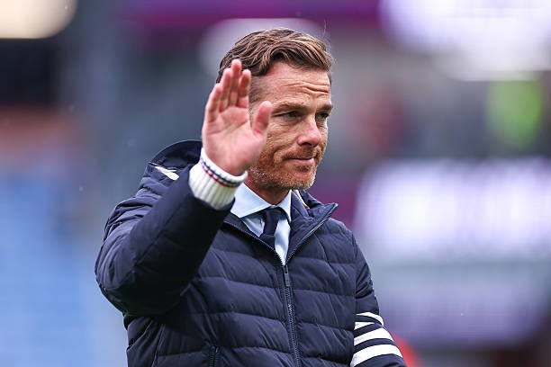 HLV Scott Parker bày tỏ nỗi buồn sau thất bại của Burnley trước Liverpool.