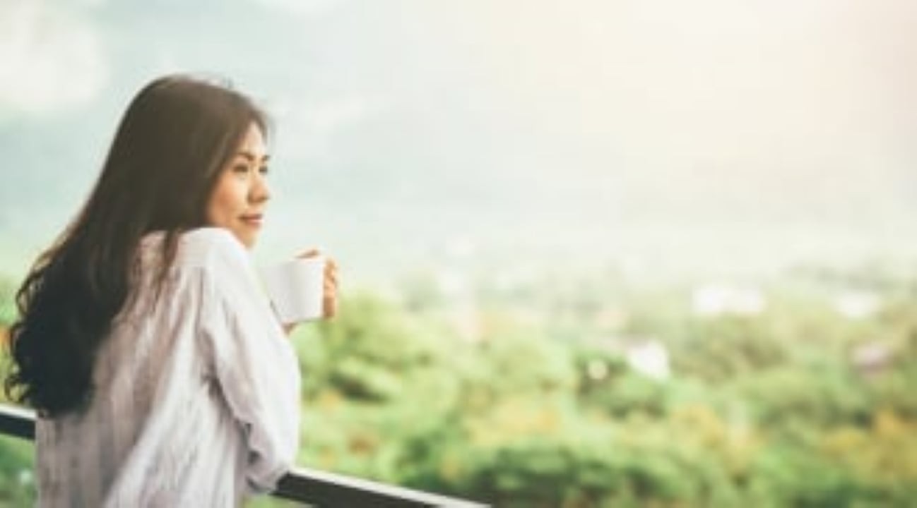 Người mà có thái độ tốt thì nhìn nhận người, sự việc đều rất lạc quan, tích cực. (Ảnh minh họa)