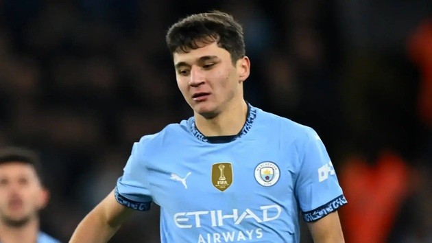 Abdukodir Khusanov - 7,7: Khusanov đã chơi ổn định khi đối phó với Amad. Anh giữ bình tĩnh trước những áp lực đầu trận từ Man Utd.