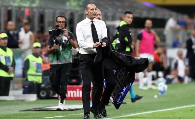 Max Allegri muốn AC Milan giành vé dự Champions League mùa tới.