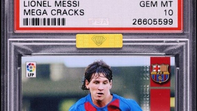 Thẻ bài mùa giải Messi ra mắt Barcelona được bán với giá 1,5 tỷ USD.