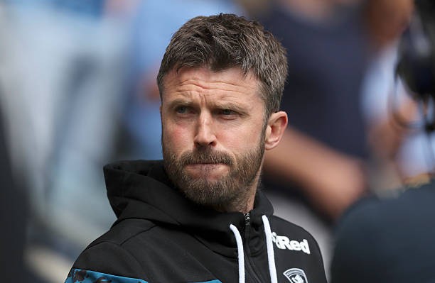 Chia tay vai trò HLV, Michael Carrick đã chuyển qua làm chuyên gia phân tích bóng đá trên sóng truyền hình.
