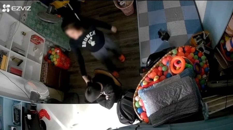 Theo người thân, bé trai là Đ.C.H. (13 tuổi), con của ông Đ.V.H. (SN 1984, Hà Nội) và bà N.T.H.N. 