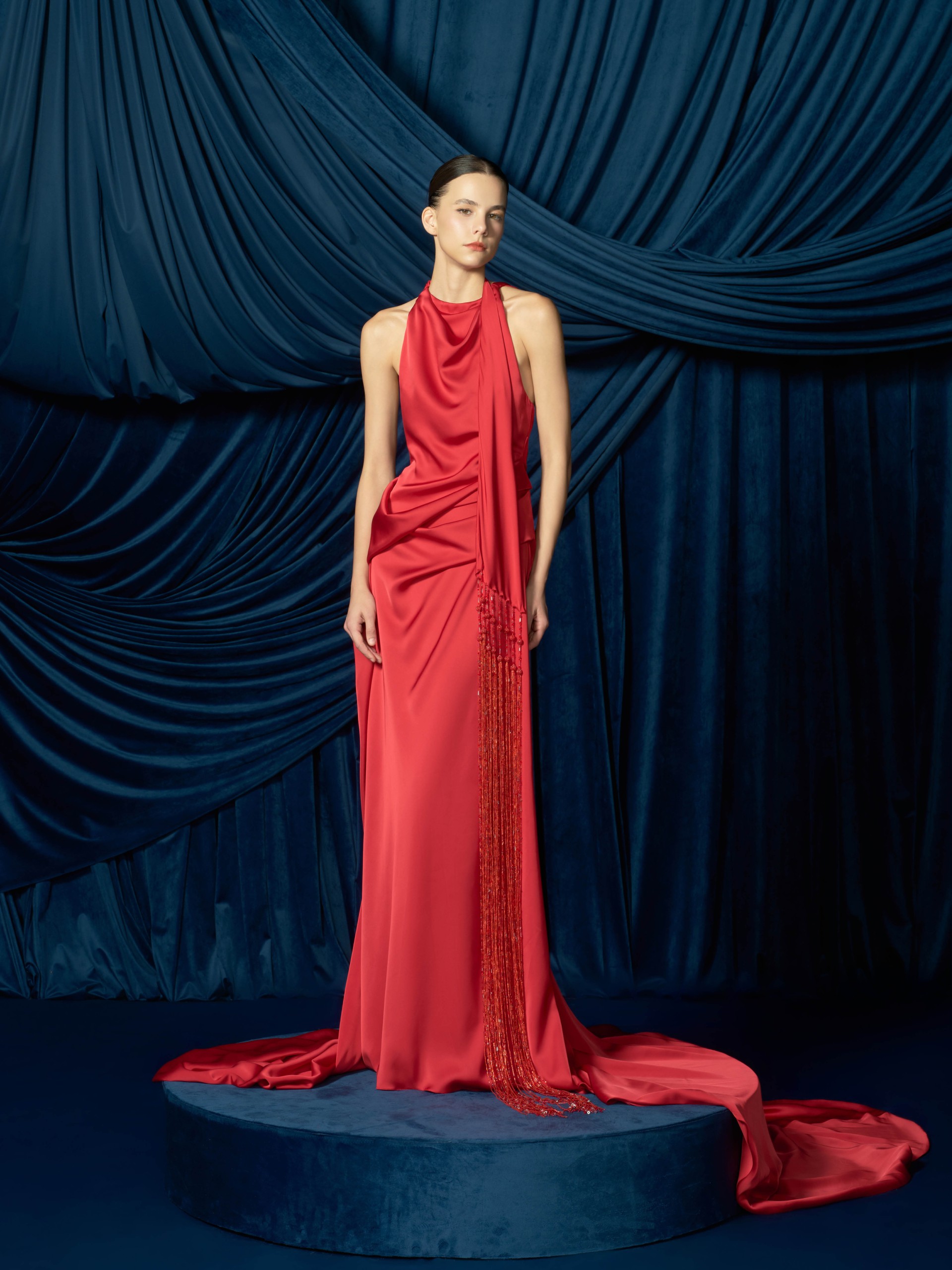 3 trong 10 mẫu đồ cưới trong BST Bridal FW25.
