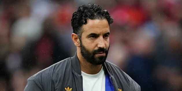 Tương lai Ruben Amorim tại MU đang bị đe dọa nghiêm trọng sau trận thua Man City.