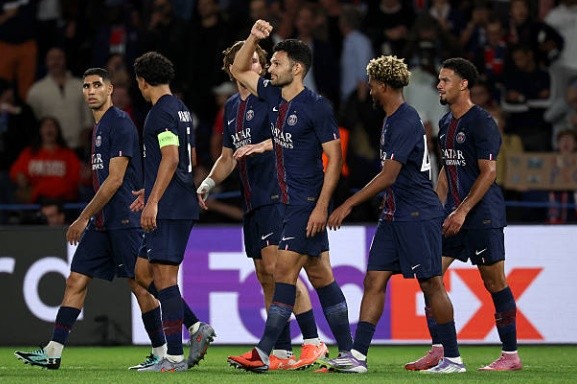 PSG giành chiến thắng đậm trong ngày ra quân Champions League.
