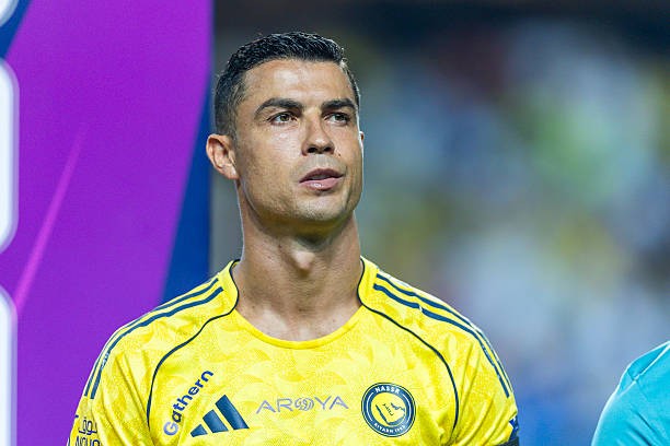 Ronaldo không ra sân thi đấu. 